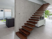 BAUMEISTER-HAUS - Haus Nowak - Treppe BAUMEISTER-HAUS - Haus Nowak - Treppe