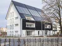 Energieautarke Mehrfamilienhäuser von HELMA