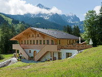 Gewinner in der Kategorie "Holzhaus des Jahres 2014" - Fullwood Haus Saanenland