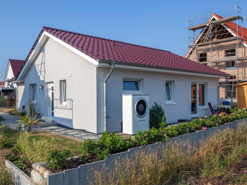 Massives Haus von BAUMEISTER-HAUS - Haus Rahn
